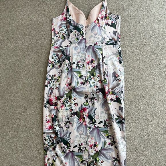 NWOT ASOS Pink Floral knee length dress size 8 - Picture 2 of 9